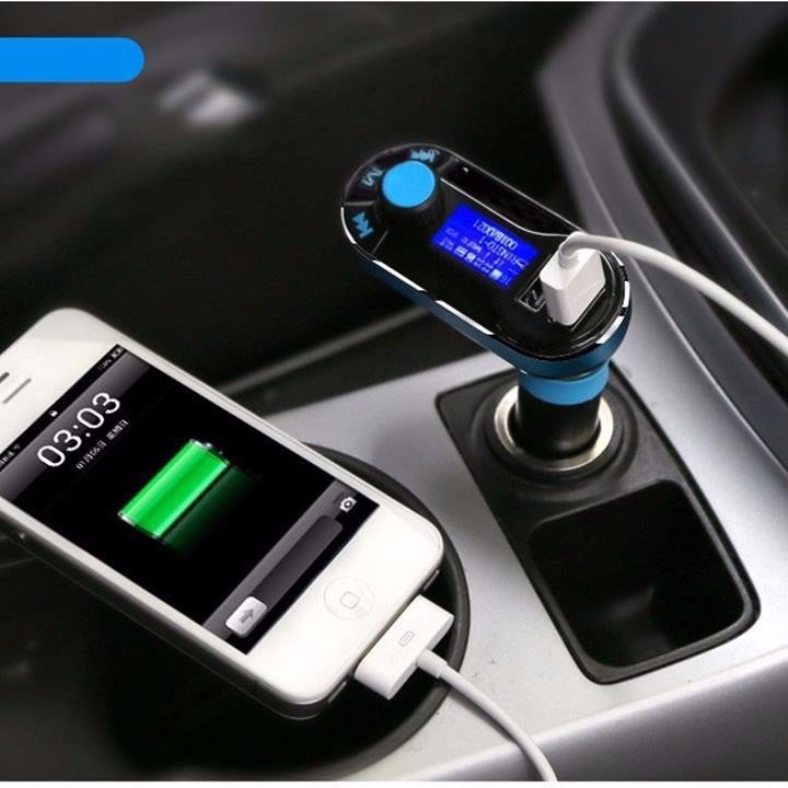 sạc điện thoại trên ô tô cùng phụ kiện zyper
